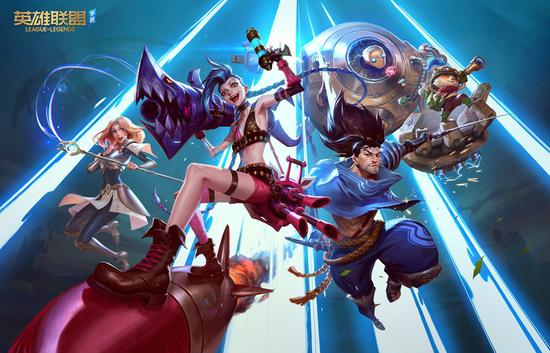 TCL电竞嘉年华在厦门点燃激情与玩家共迎S赛盛宴